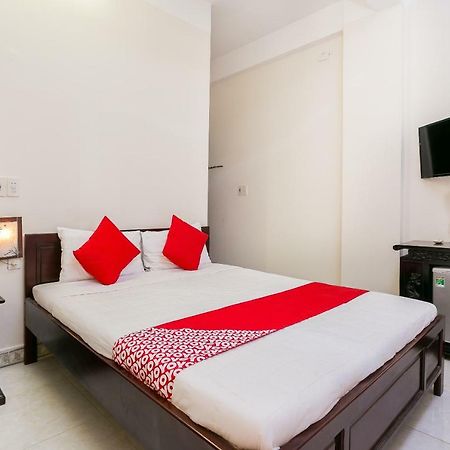 Oyo 117 Gina Hotel Da Nang Luaran gambar
